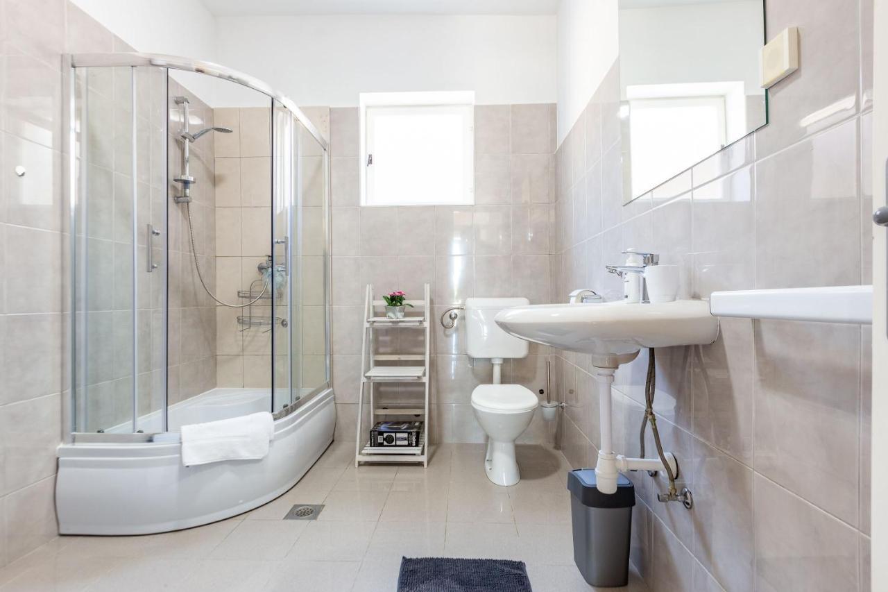 Sjor 2 Bdr Apartment W Grill Zadar Ngoại thất bức ảnh